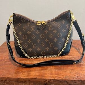 Crossbody bag